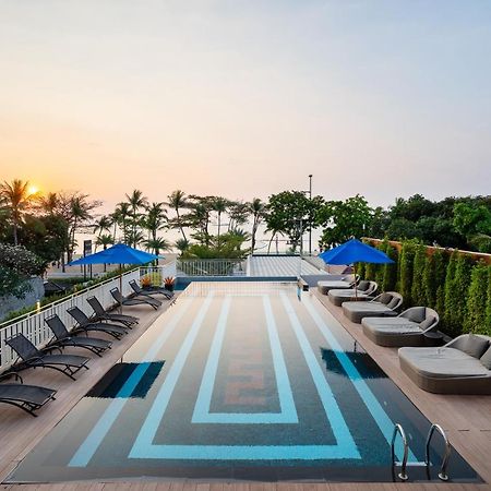 Mera Mare Pattaya Beach And Resort Ngoại thất bức ảnh