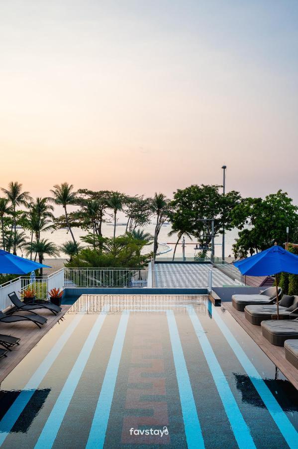 Mera Mare Pattaya Beach And Resort Ngoại thất bức ảnh