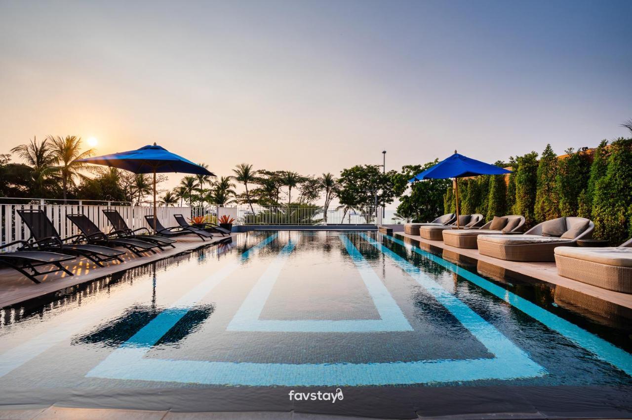 Mera Mare Pattaya Beach And Resort Ngoại thất bức ảnh