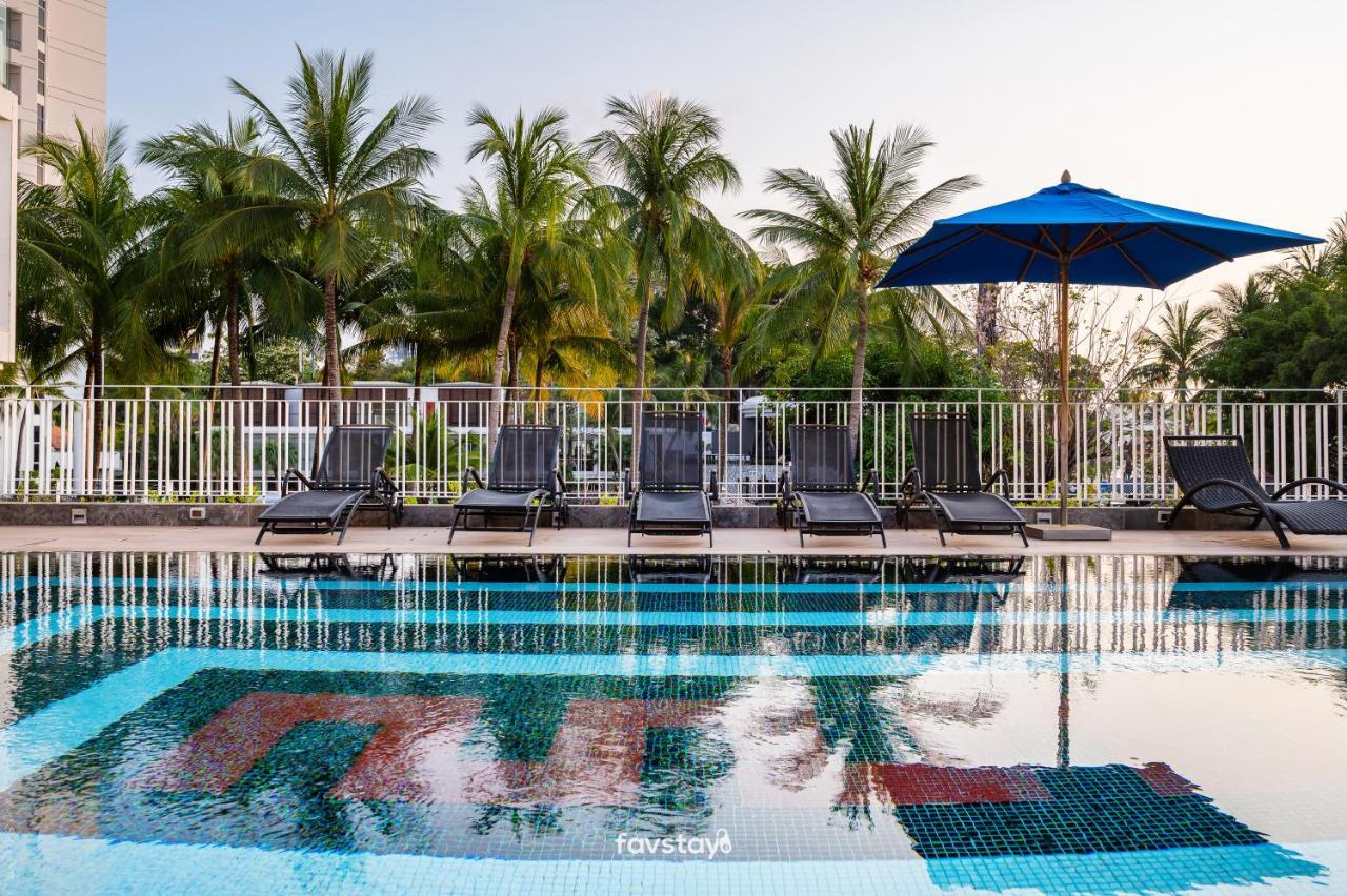 Mera Mare Pattaya Beach And Resort Ngoại thất bức ảnh